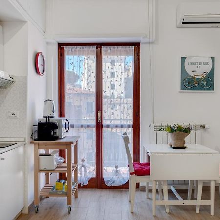 Walking Distance From San Pietro Apartment Exterior photo