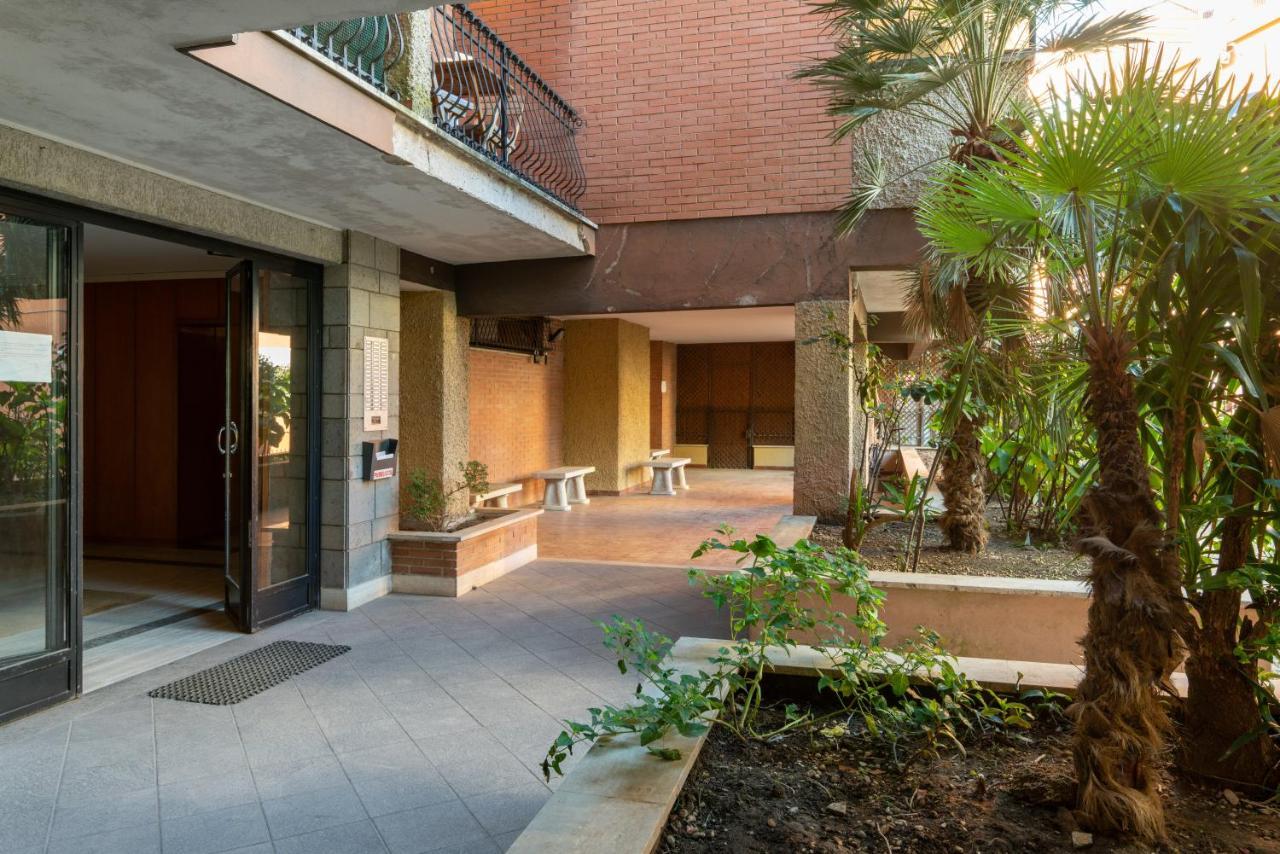 Walking Distance From San Pietro Apartment Exterior photo